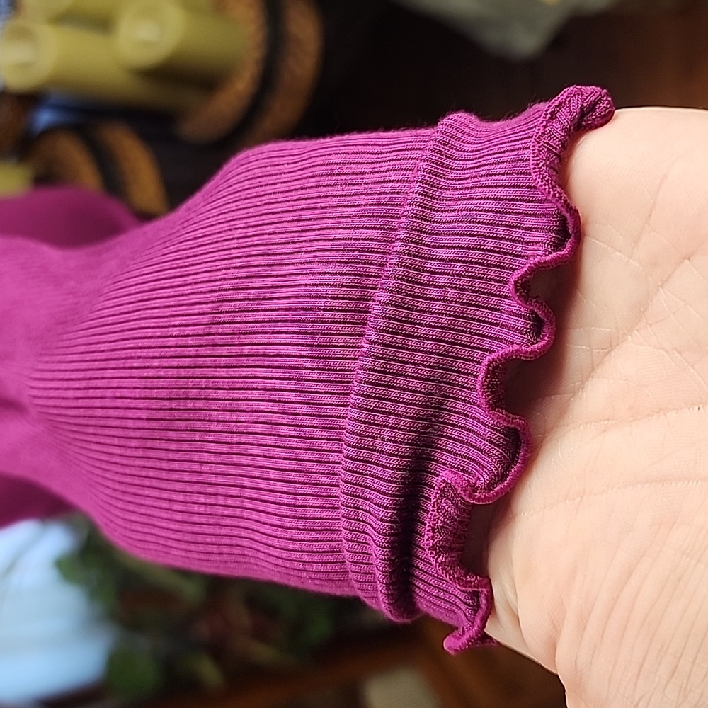 FREE PEOPLE | We‎ The Free Feminine Magenta Ribbed Ruffle Sleeve Blouse Top | XS - Picture 5 of 10